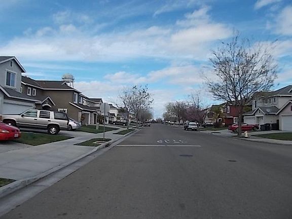 4th image of 410 Glenbriar Cir
