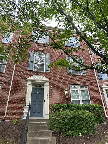 2207 Potomac Club Pkwy Photo 1