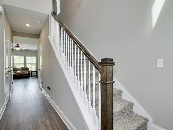 2nd image of 142 Brighton Landing Dr