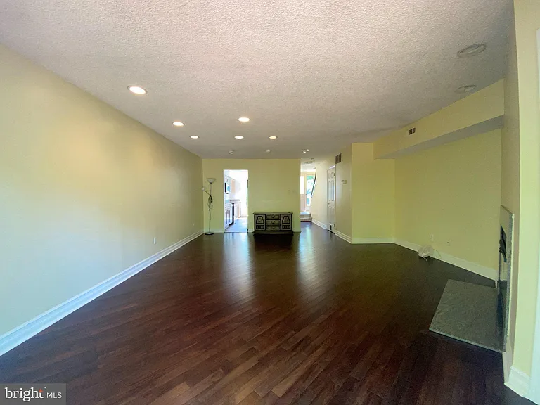 326 Brigade Ct — Photo 14