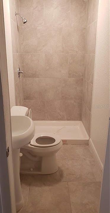 2nd image of 5324 Lime Ave #B