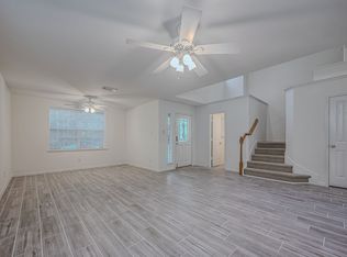 34 S Willow Point Cir, Spring, TX 77382
