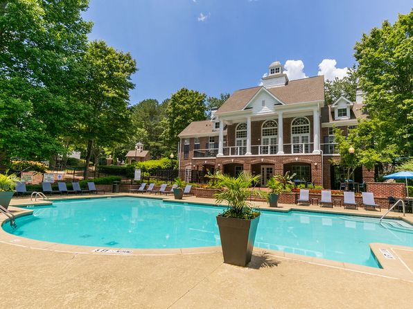 3080 Market Pl #8205