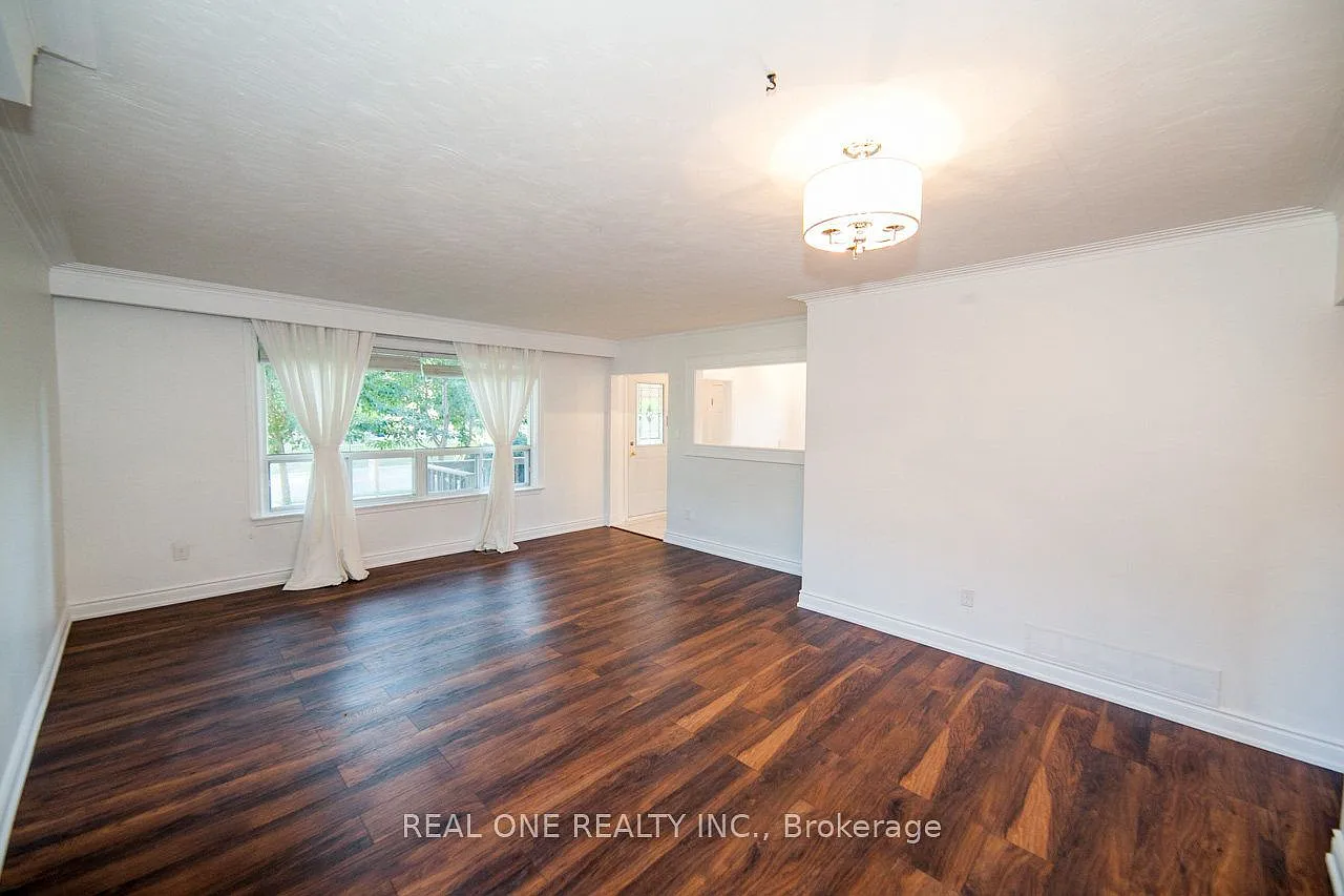3 bed, $2,950 — Photo 4