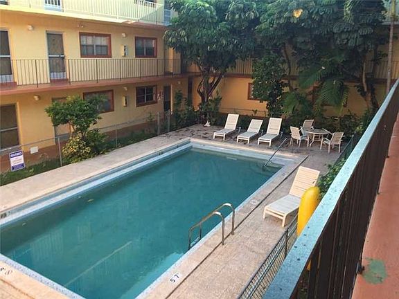3rd image of 16215 NE 18th Ct APT 310