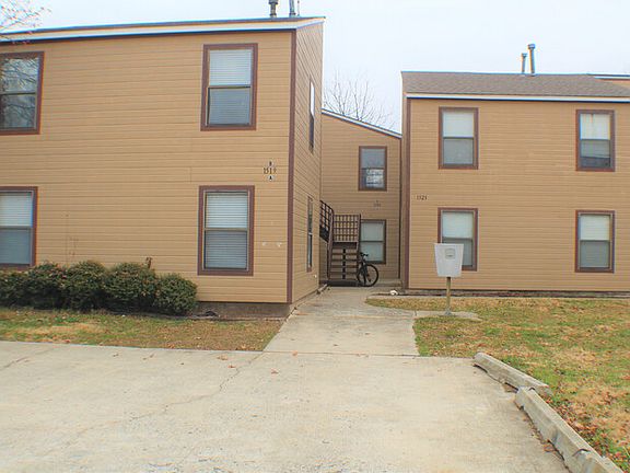 4th image of 1519 Barkley St