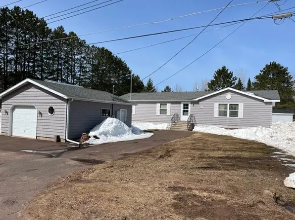 1109 Charles St, Wakefield, MI 49968