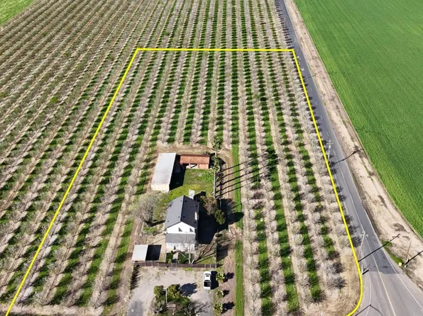 22451 State Highway 120 St, Escalon, CA 95320