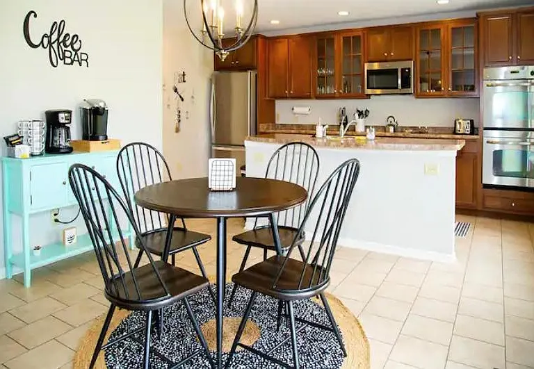 452 Plainville Dr — Photo 11