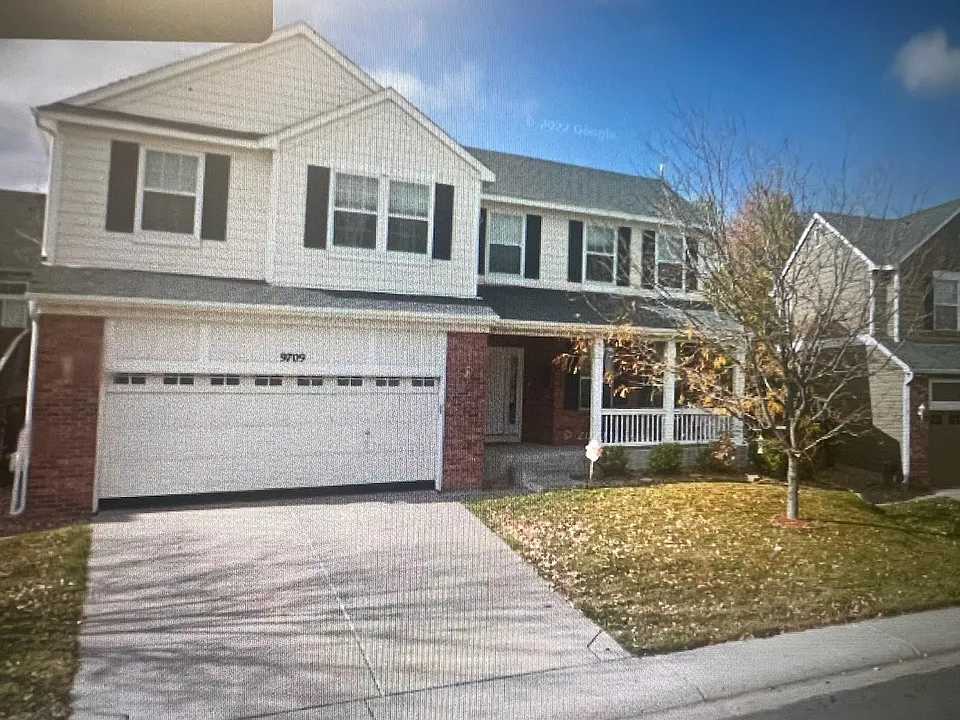 9709 Townsville Cir