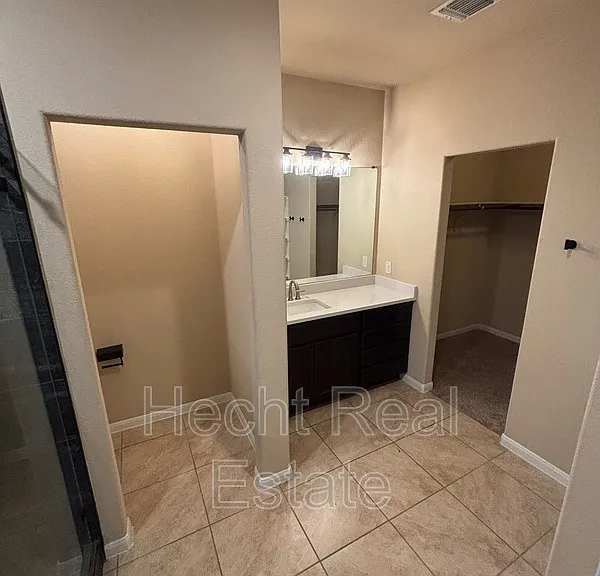 9209 Sawyer Fay Ln — Photo 12
