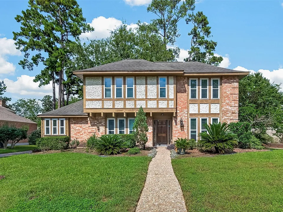 14507 Ravenhurst Ln
