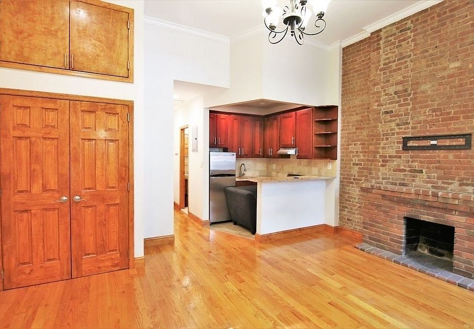 1st image of 157 W 85th St APT 2b