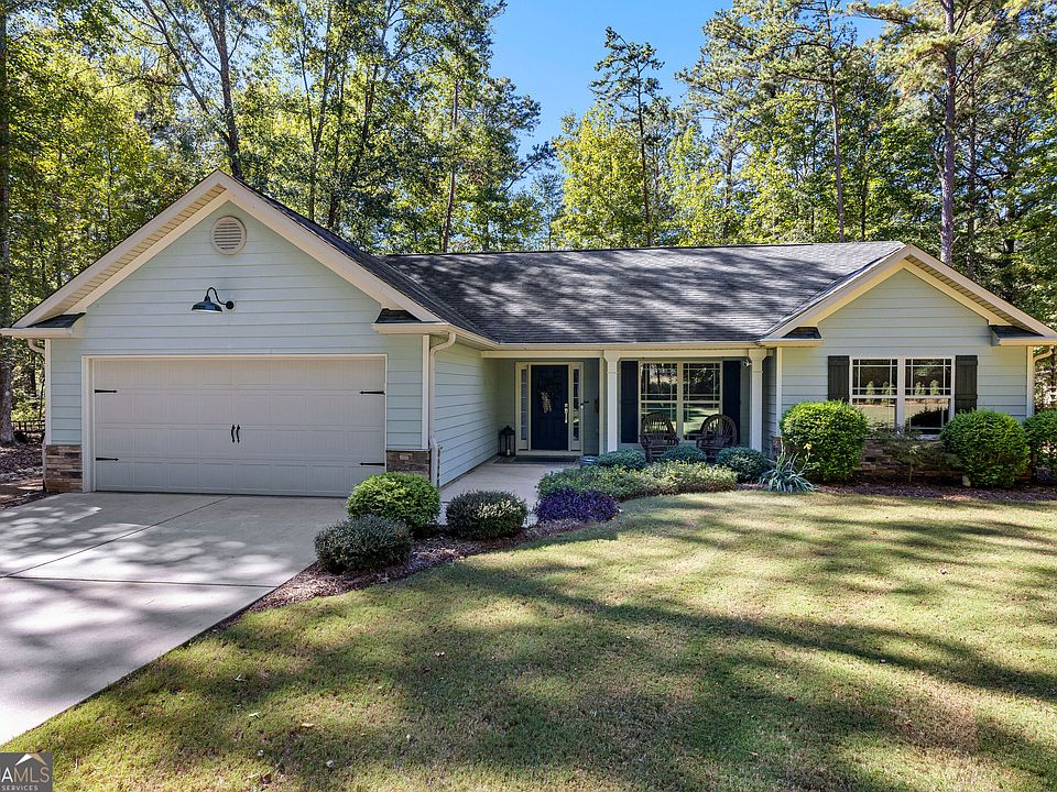 1st image of 27 Palmetto Tyrone Rd