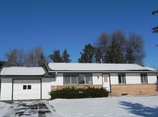 65 75th Way NE, Fridley, MN 55432