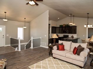 2213 Quartzite Dr, Sturgis, SD 57785