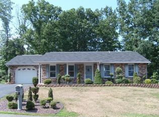 226 Virginia Ln, Kulpmont, PA 17834