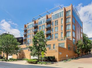 1720 Oak Ave UNIT 701, Evanston, IL 60201
