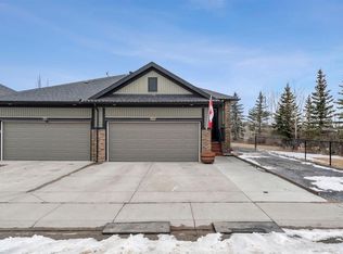 561 S Boulder Creek Grn SE, Rocky View County, AB T0J1X3