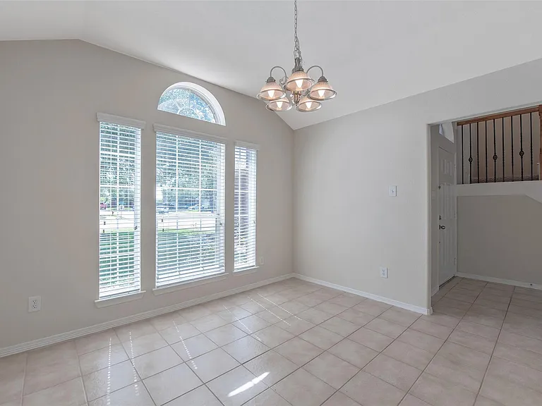 131 Sunset Falls Dr — Photo 7