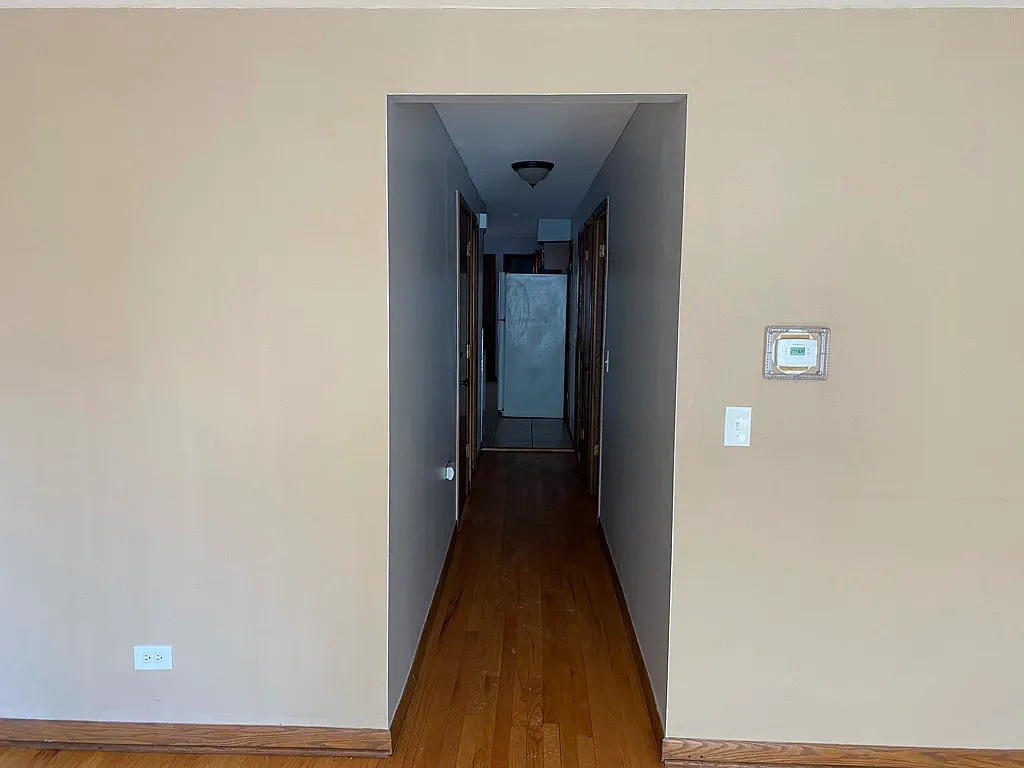3 bed, 1.5 bath, 950 sqft, $1,800 — Photo 4