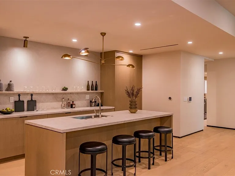 9018 Dorrington Ave — Photo 28