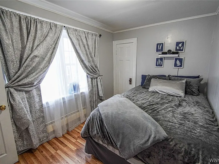 1225 Hertel Ave #11 — Photo 17
