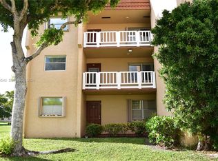 9321 Sunrise Lakes Blvd APT 201, Sunrise, FL 33322