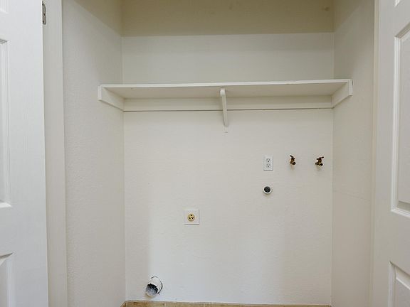 3rd image of 3550 Carter Dr APT 73