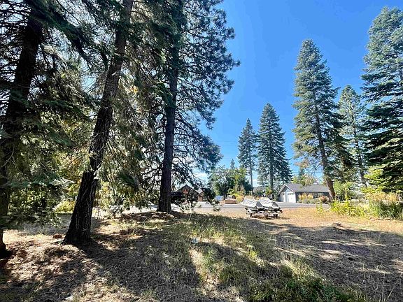 4th image of 1344 Lassen View Dr