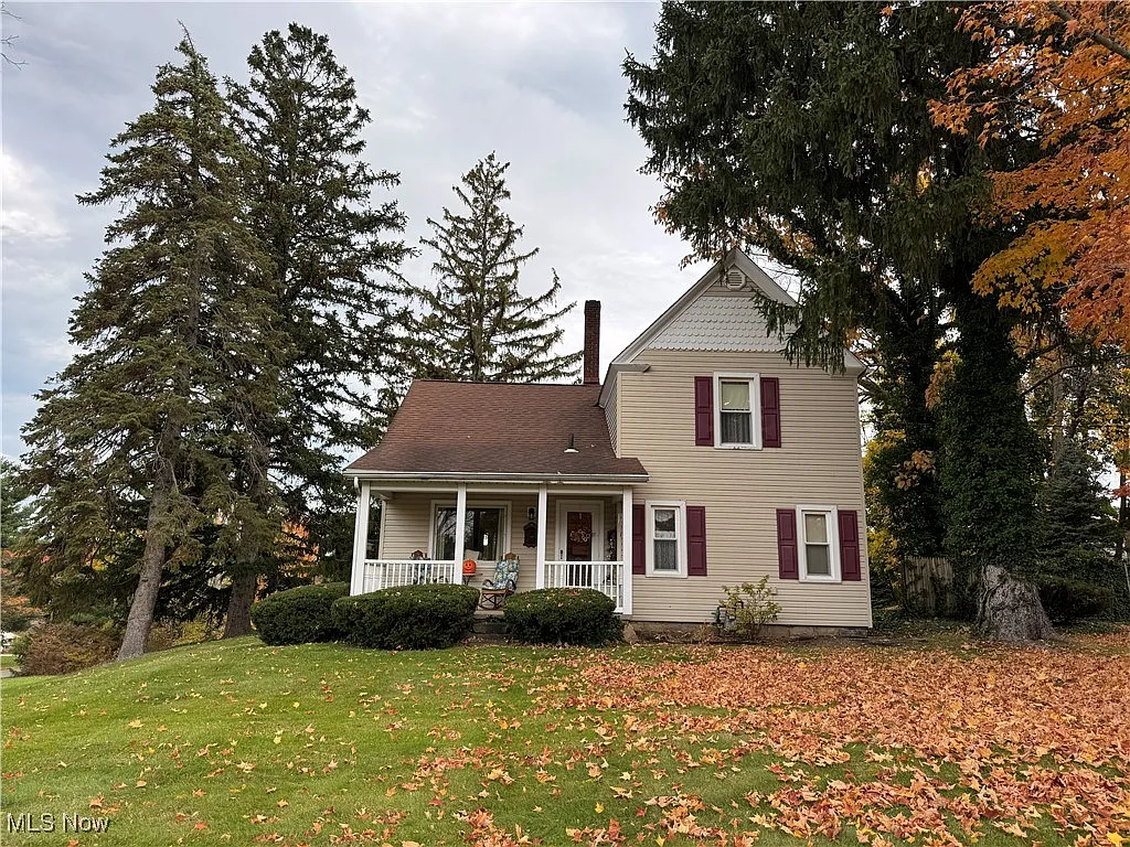 7361 Euclid Chardon Rd photo 1
