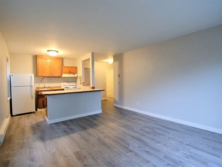 3008 Harvard Ave E — Photo 6
