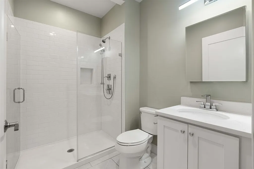 1 bed, 500 sqft, $3,000 — Photo 4