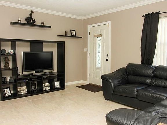 LIVING ROOM INCLUDED WALL SHELVES