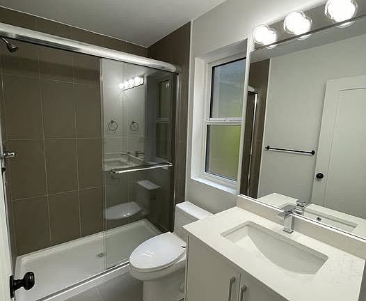 5th image of 1737 176th St #9