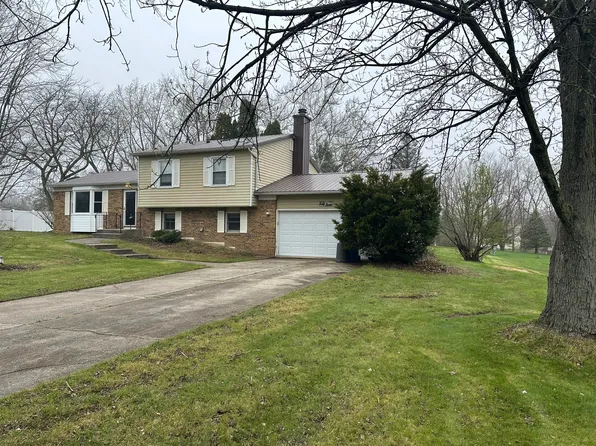 67 Brookview Ln, Valparaiso, IN 46385