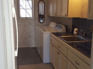 1403 N Maple Ave E, Sand Springs, OK 74063