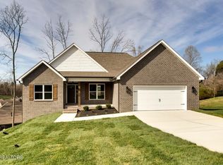 274 Virginia Ln, Lenoir City, TN 37771