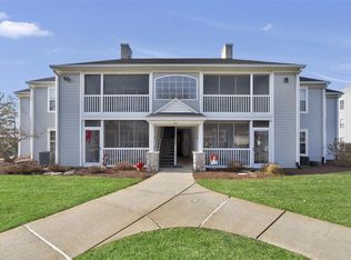 818 W Barrington Cir, Jackson, MI