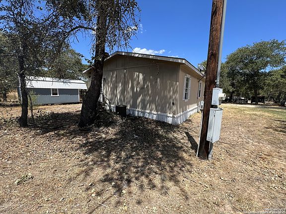 4th image of 465 ASHFORD CIR