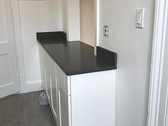 3rd image of 124 Amity St APT 3