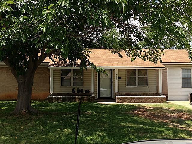 1st image of 517 Stonewall Dr