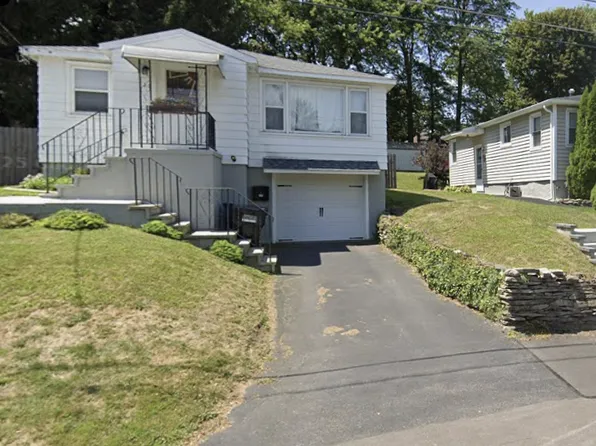 123 Wolcott Ter, Syracuse, NY 13207