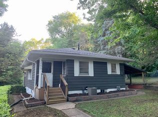 3203 Eads St, Davenport, IA 52802