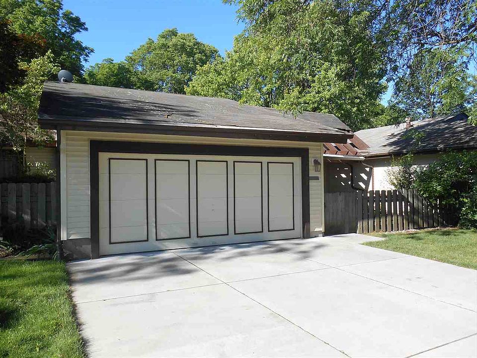 1st image of 1908 Thornhill Dr