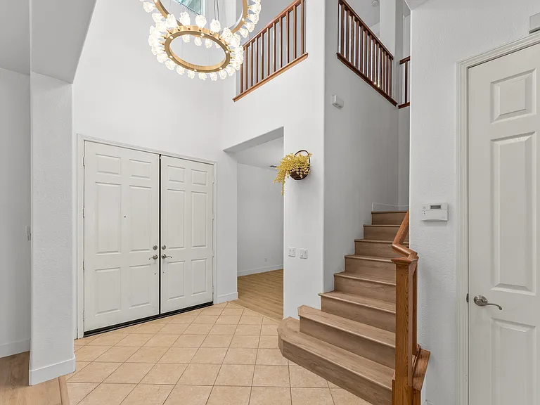 12326 White Horse Ct — Photo 4