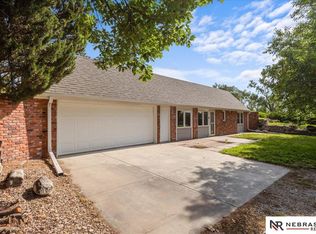 8600 Kendall St, Lincoln, NE 68526