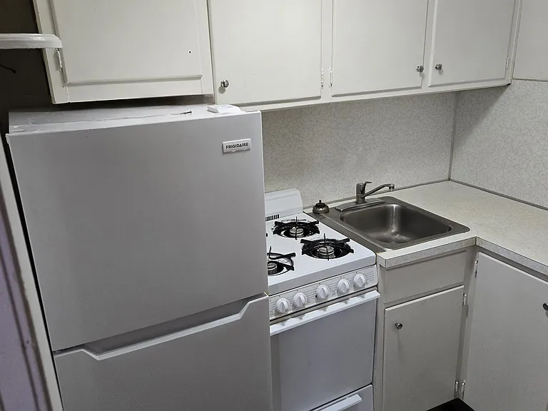 1038 S 16th St #1 BR — Photo 5