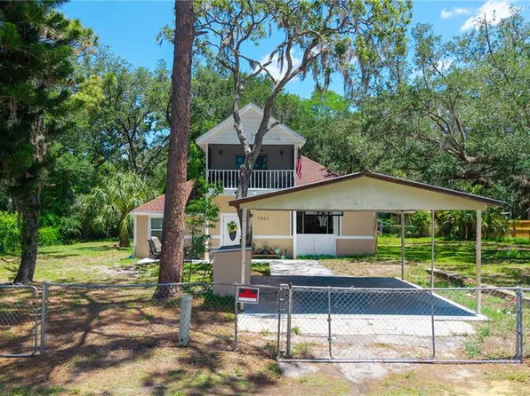 7803 Cadillac Ave, Hudson, FL 34667