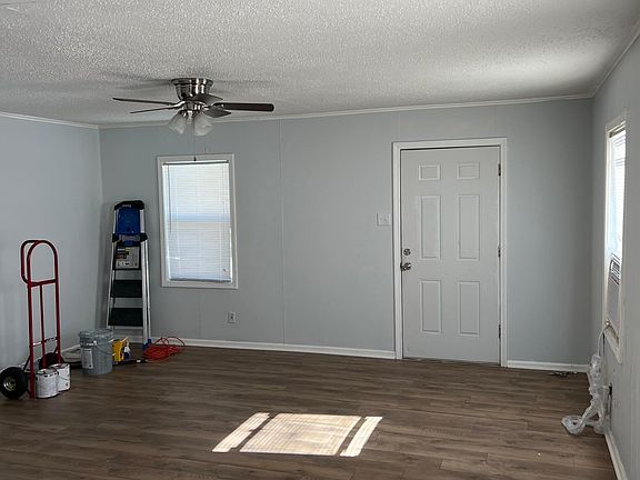 2nd image of 711 N 1st Ave